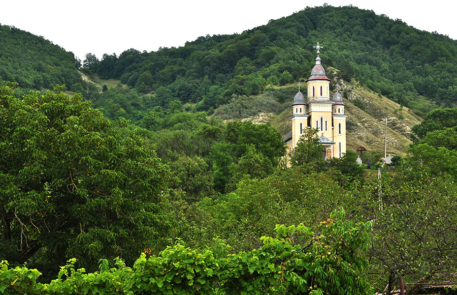 orthodoxe Kirche auf einem Berg