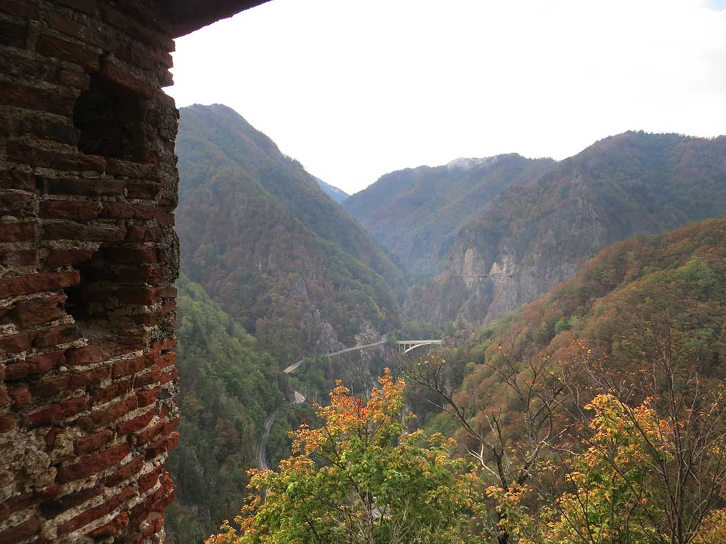 Ausblick auf Berglandschaft